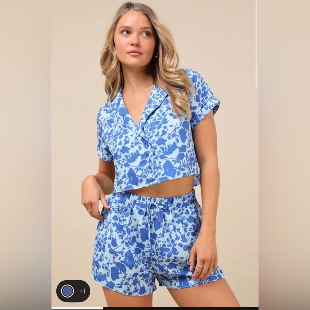 NWOT Lush Blue Floral 2-piece set
